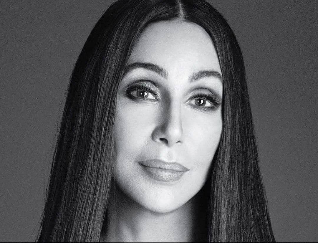 Cher chiede tutela legale per .jpg
