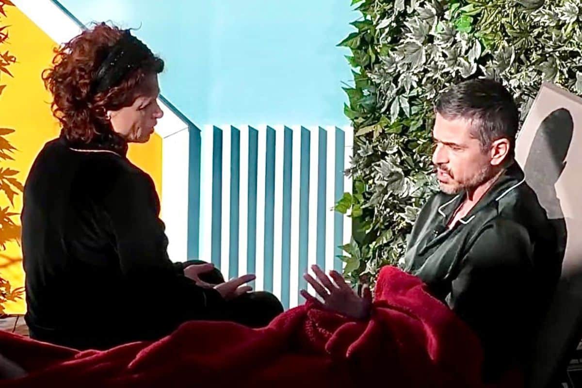 Confronto esplosivo tra Beatrice e Massimiliano nel Grande Fratello 1 Confronto esplosivo tra Beatri.jpg