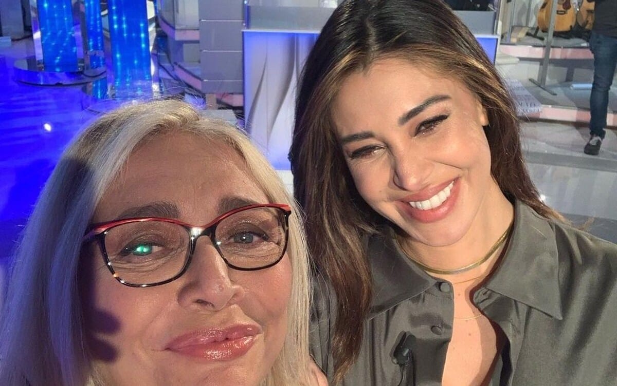 DOMENICA IN Belen svela a Mar.jpg