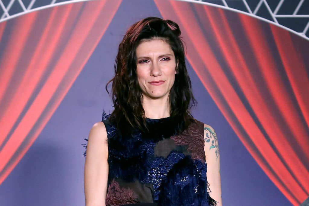 Elisa sorprende con linedito .jpg