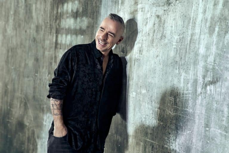 Eros Ramazzotti regala un Nata.jpg