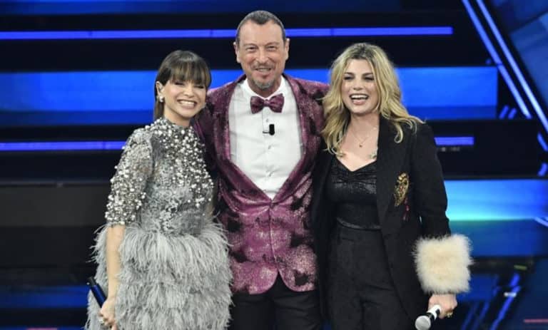 FantaSanremo 2024: regolamento e quotazioni Big, Emma, Alessandra Amoroso e Annalisa al top! 1 FantaSanremo 2024 regolamento.jpg