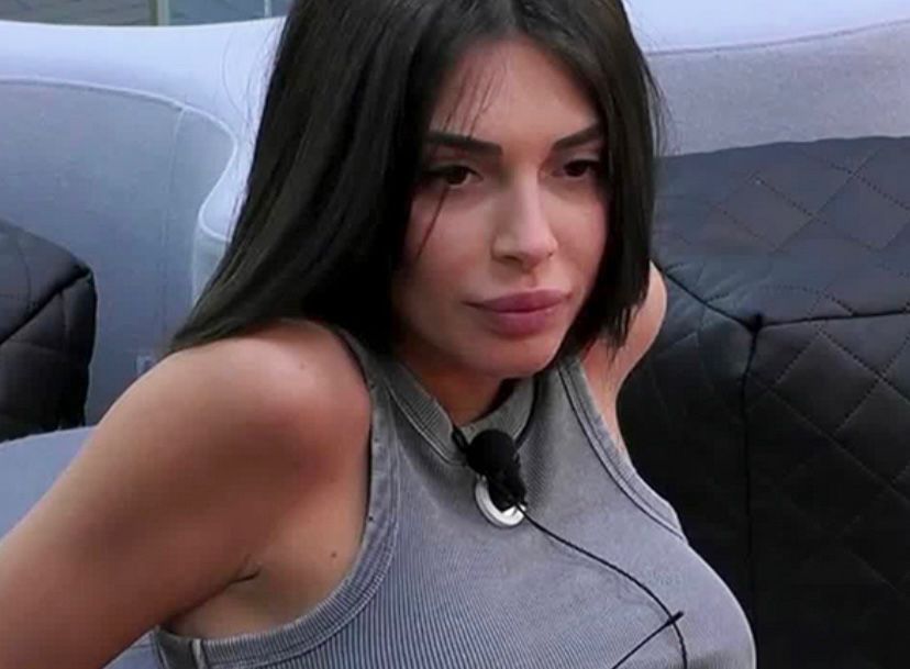 Greta Rossetti: ex protagonista di Temptation Island difesa da un amico del Grande Fratello 1 Greta Rossetti ex protagonist.jpg