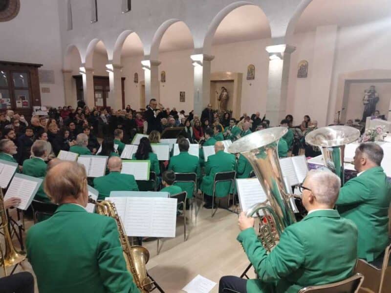 Applausi a scena aperta per il concerto di Natale del Gruppo Bandistico Cerite 1 IMG20231221193403 800x600.jpg