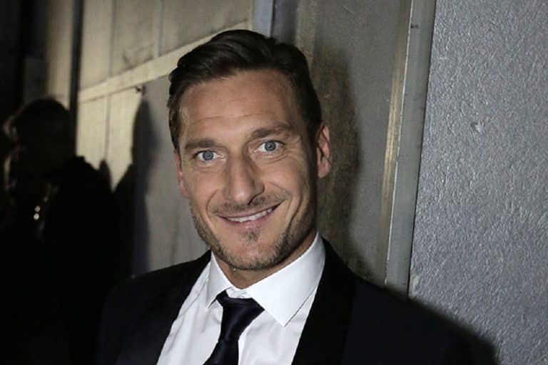 Ilary Blasi e Francesco Totti.jpg