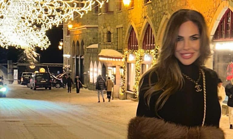 Ilary Blasi incinta di Bastian.jpg
