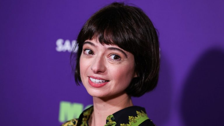 Kate Micucci svela loperazio.jpg