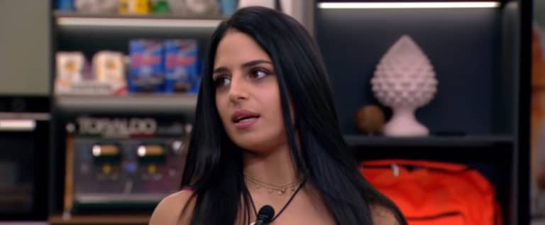 Mirko decide tra Perla e Greta.jpg