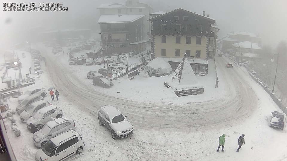 Nevicata a 1300 metri sull’Appennino toscano: impianti aperti sull’Abetone | FOTO 1 Nevicata a 1300 metri sullApp.jpg