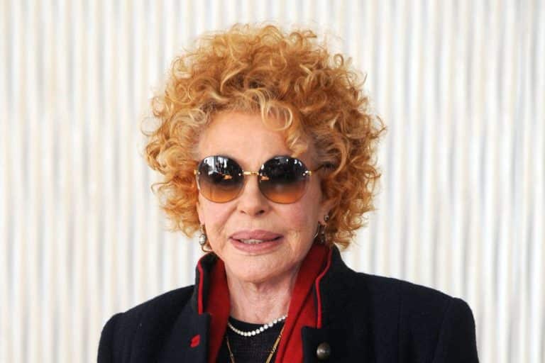 Ornella Vanoni La macabra iro.jpg