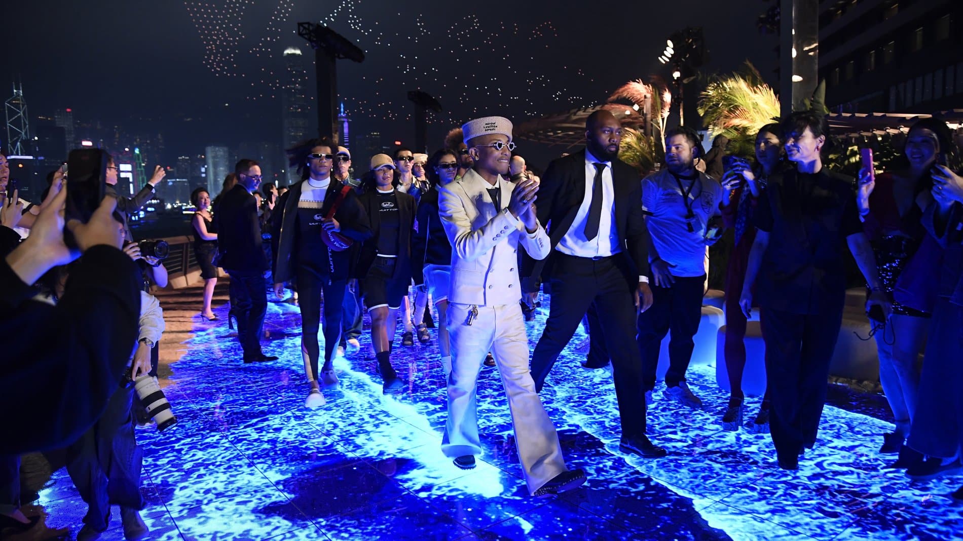 Pharrell Williams stupisce con.jpg