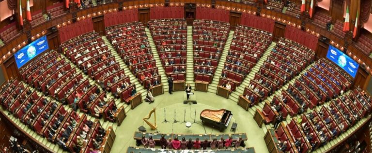 Piccolo Coro Antoniano in ond.jpg