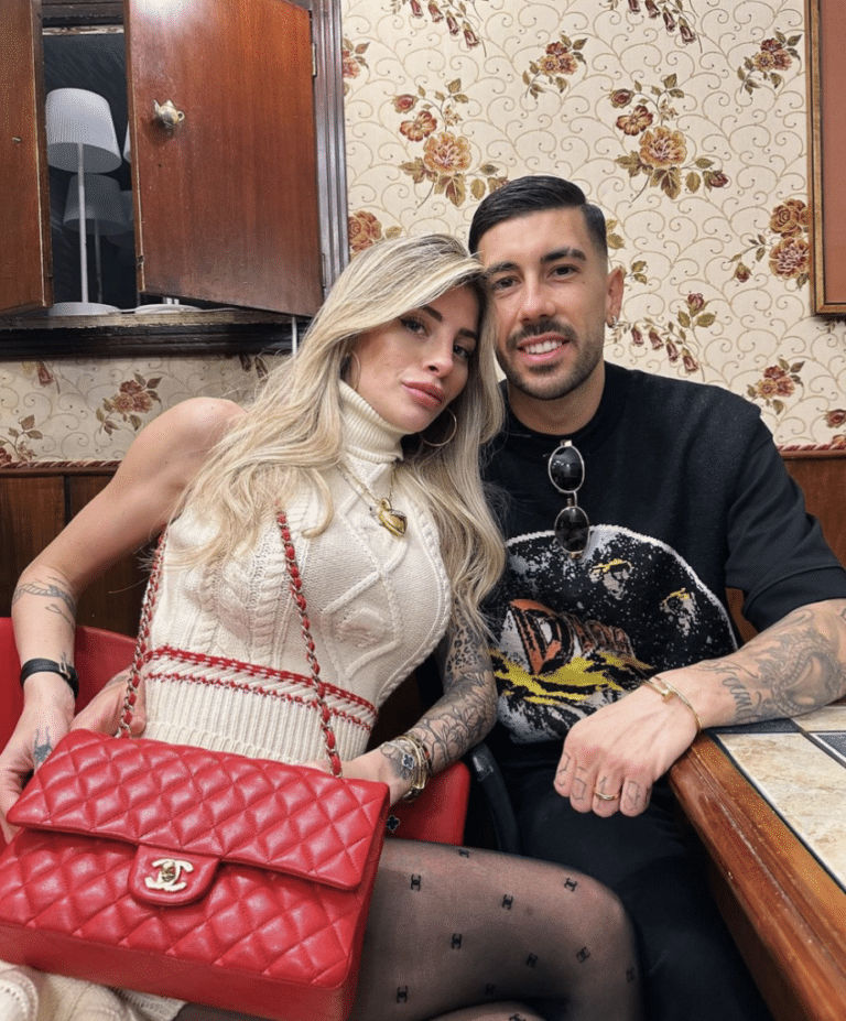 Polemica su Instagram: Chiara Nasti mostra la sua borsa di Chanel per Natale e scatena il dibattito sui social 1 Polemica su Instagram Chiara .png