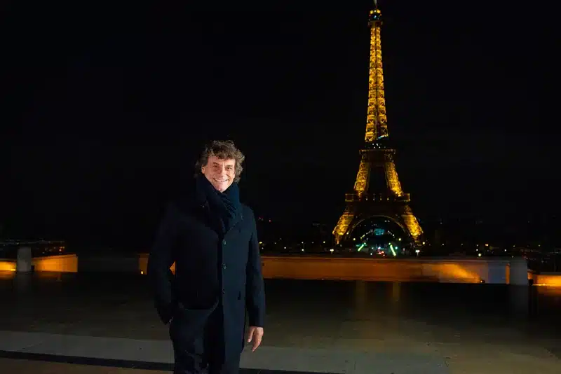 Serata di gala di Rai1 a Parigi: gli ospiti e le esibizioni 1 Serata di gala di Rai1 a Parig.webp