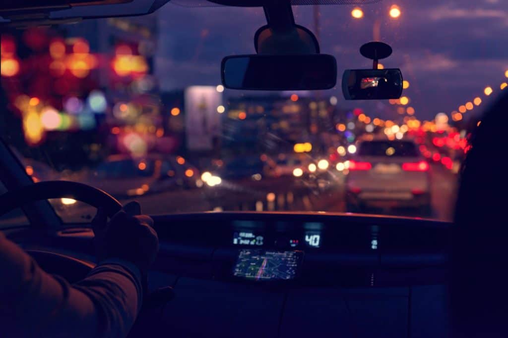 Traffico di notte.jpg