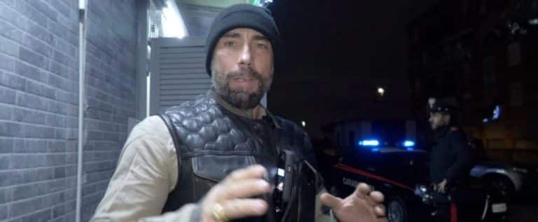 Vittorio Brumotti aggredito durante servizio per Striscia la notizia: rischio di linciaggio 1 Vittorio Brumotti aggredito du.jpg