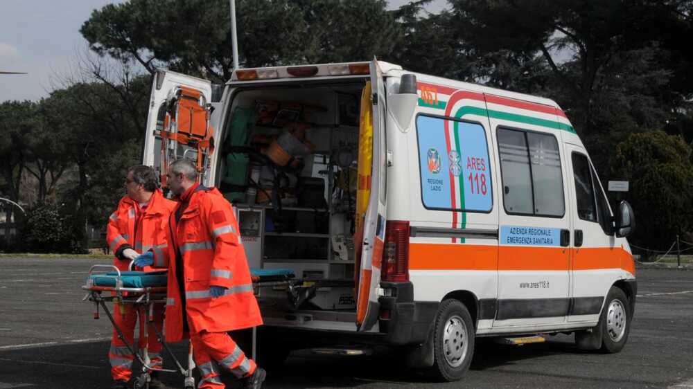 ambulanza 118 ares.jpg