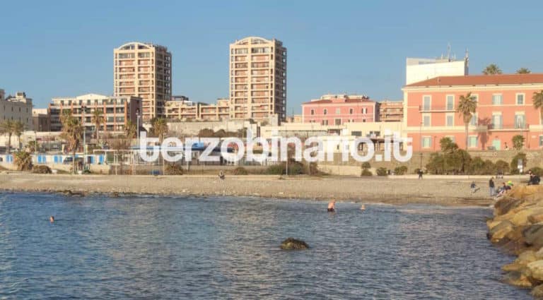 bagno bagnanti marina civitavecchia natale 2023 b.jpg