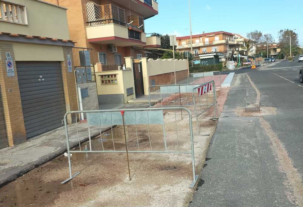 lavori pista ciclabile ladispoli 2.jpg