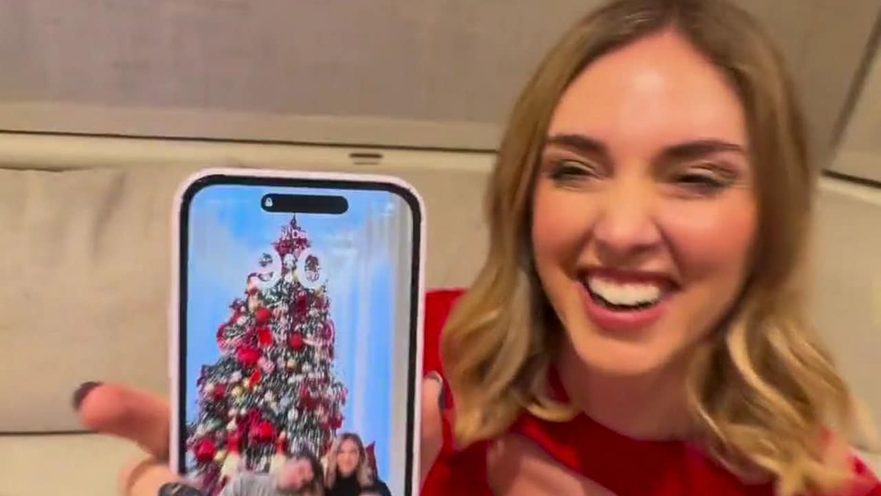 Chiara Ferragni: il finto Capodanno e le polemiche sui pandori e le uova di Pasqua 1 Chiara Ferragni il finto Capo.jpg