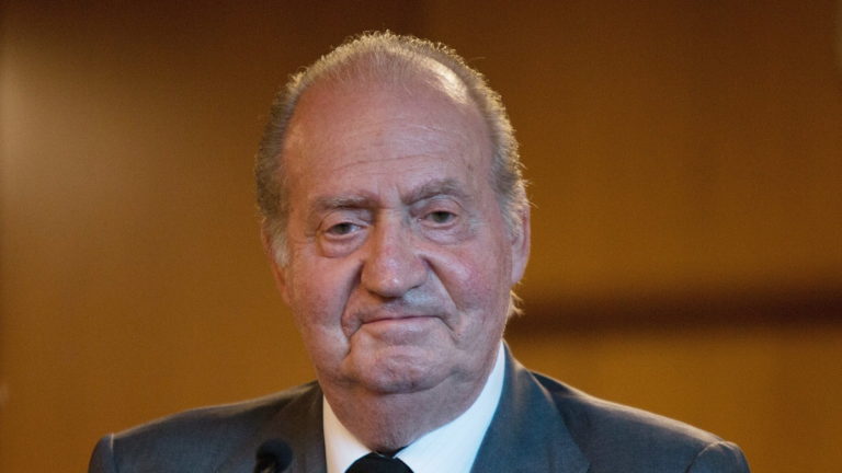 Festa sfarzosa per l86° compl.jpg