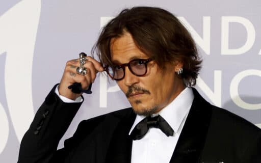 Johnny Depp dirige 22Modi22 pri 512x320.jpg