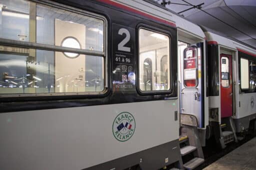 Ritardo di 10 ore per treno Pa 512x341.jpg