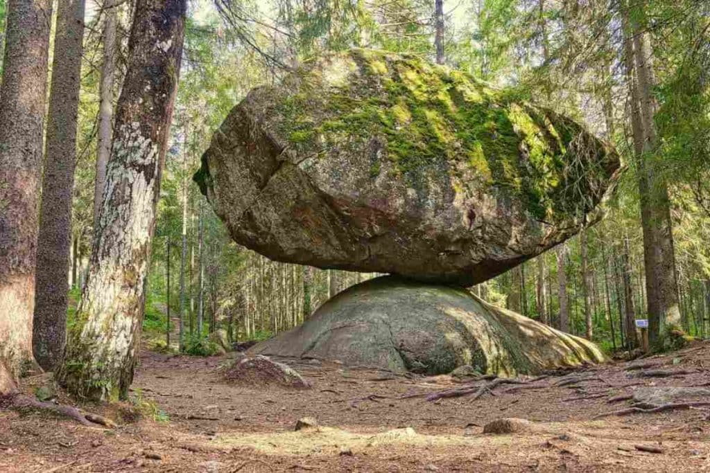 Roccia Finlandia.jpg