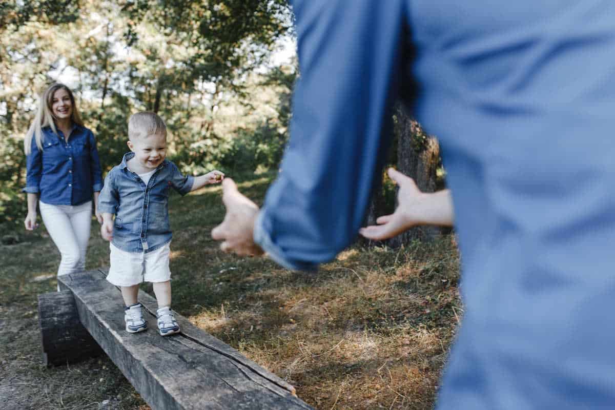 attenzione ai figli.jpg