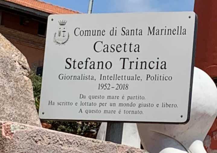 casetta casina rosa santa marinella trincia.jpg