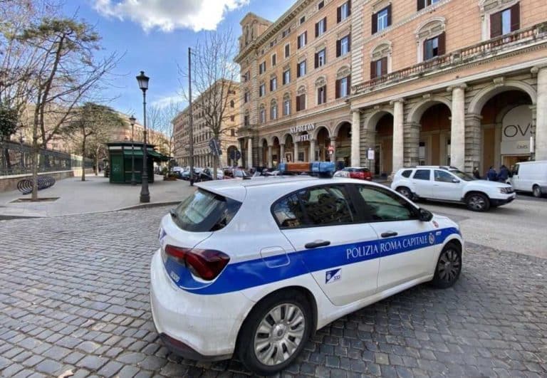 municipale roma capitale piazza vittorio.jpg