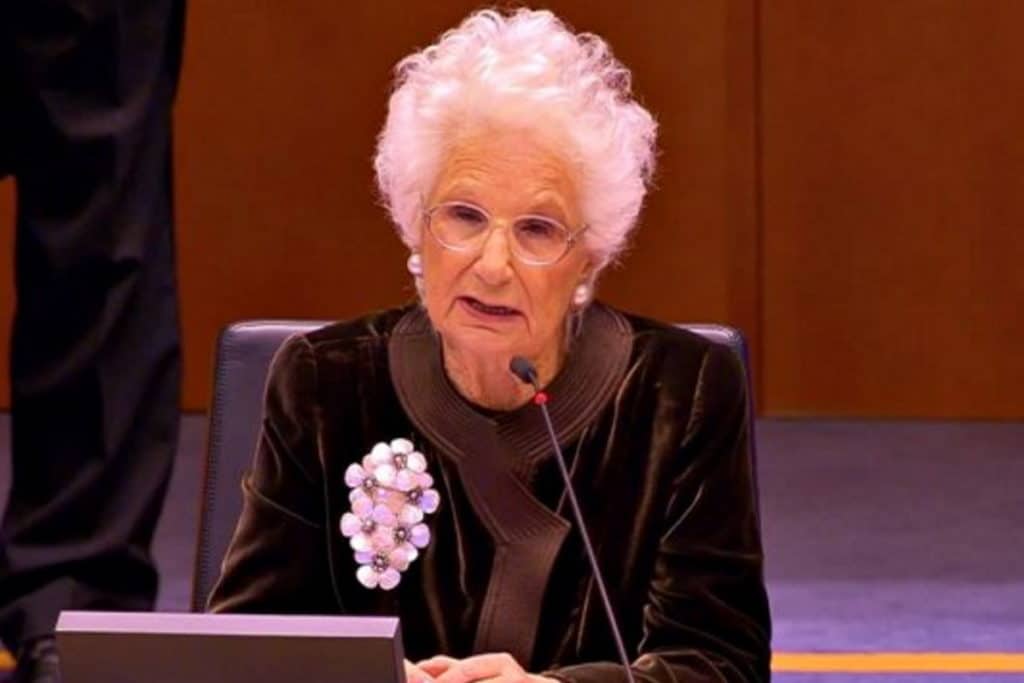 segre parlamento ue 2 1200 690x362 1.jpg
