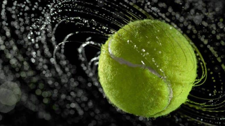 tennis balls m.jpg