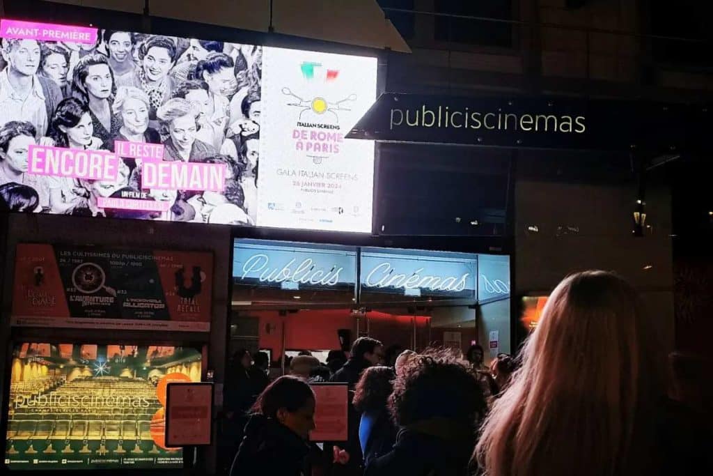 Ce ancora domani Parigi.jpg