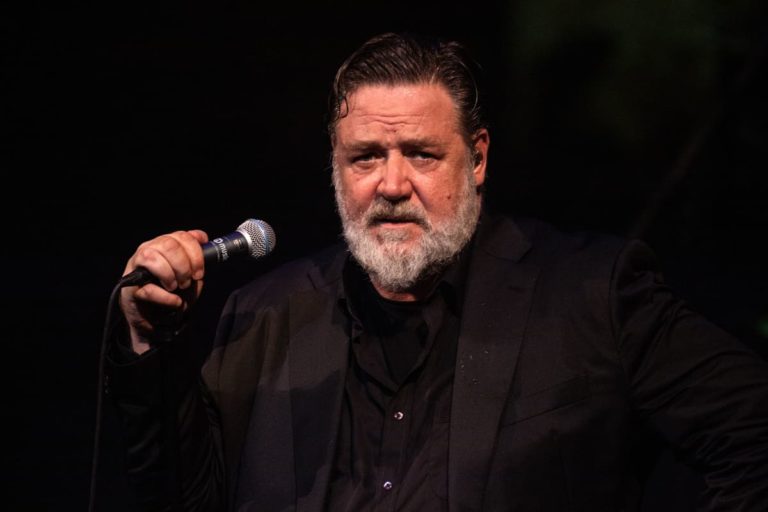 Russell Crowe farà un concerto a Pompei 10 GI Russell Crowe.jpg