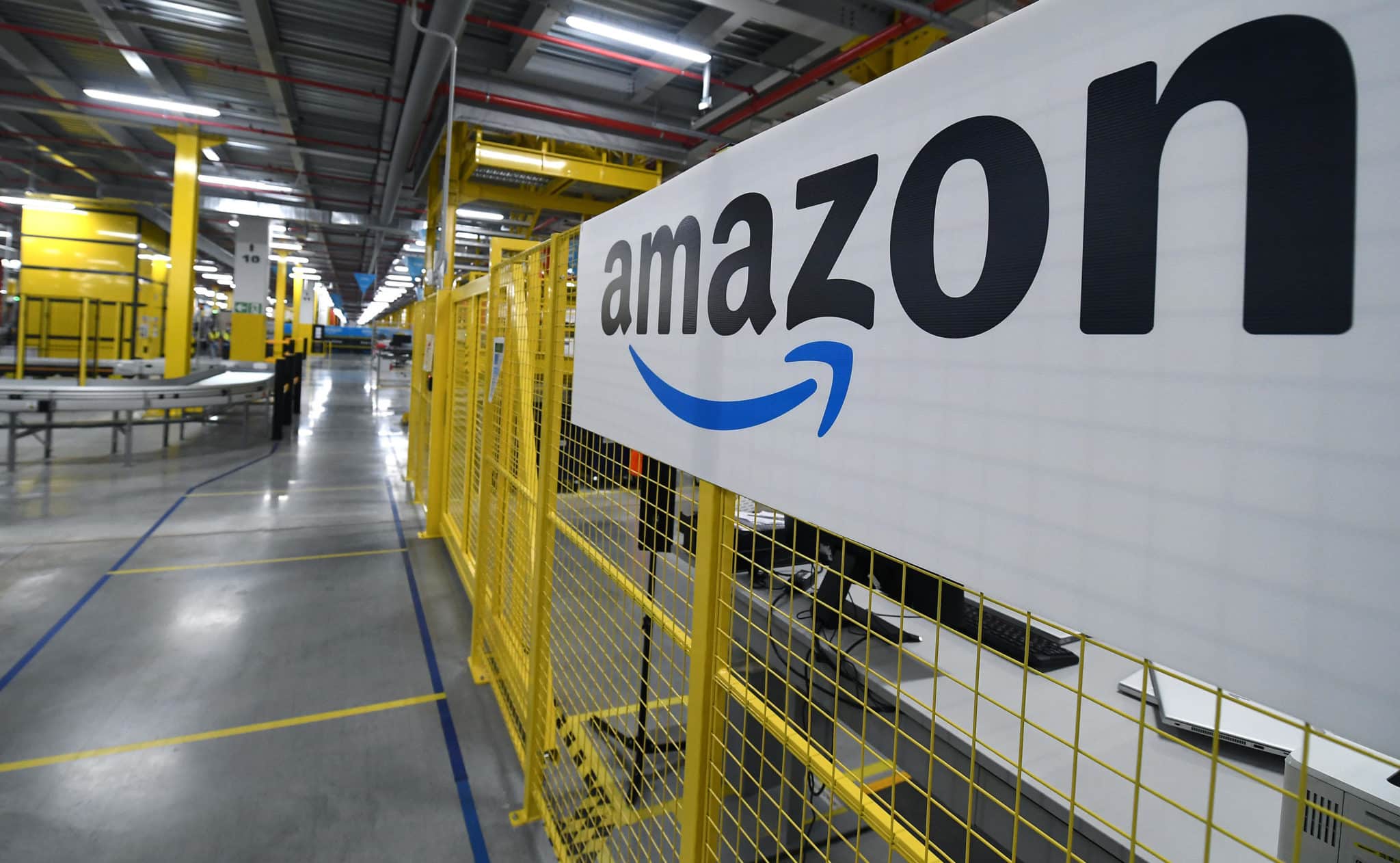 Al Parlamento europeo si sono arrabbiati con Amazon: levati 14 badge ai lobbisti del colosso digitale 1 GOLF 20210328152952681 ccd6c911fa50979402884e2eaba977da.jpg