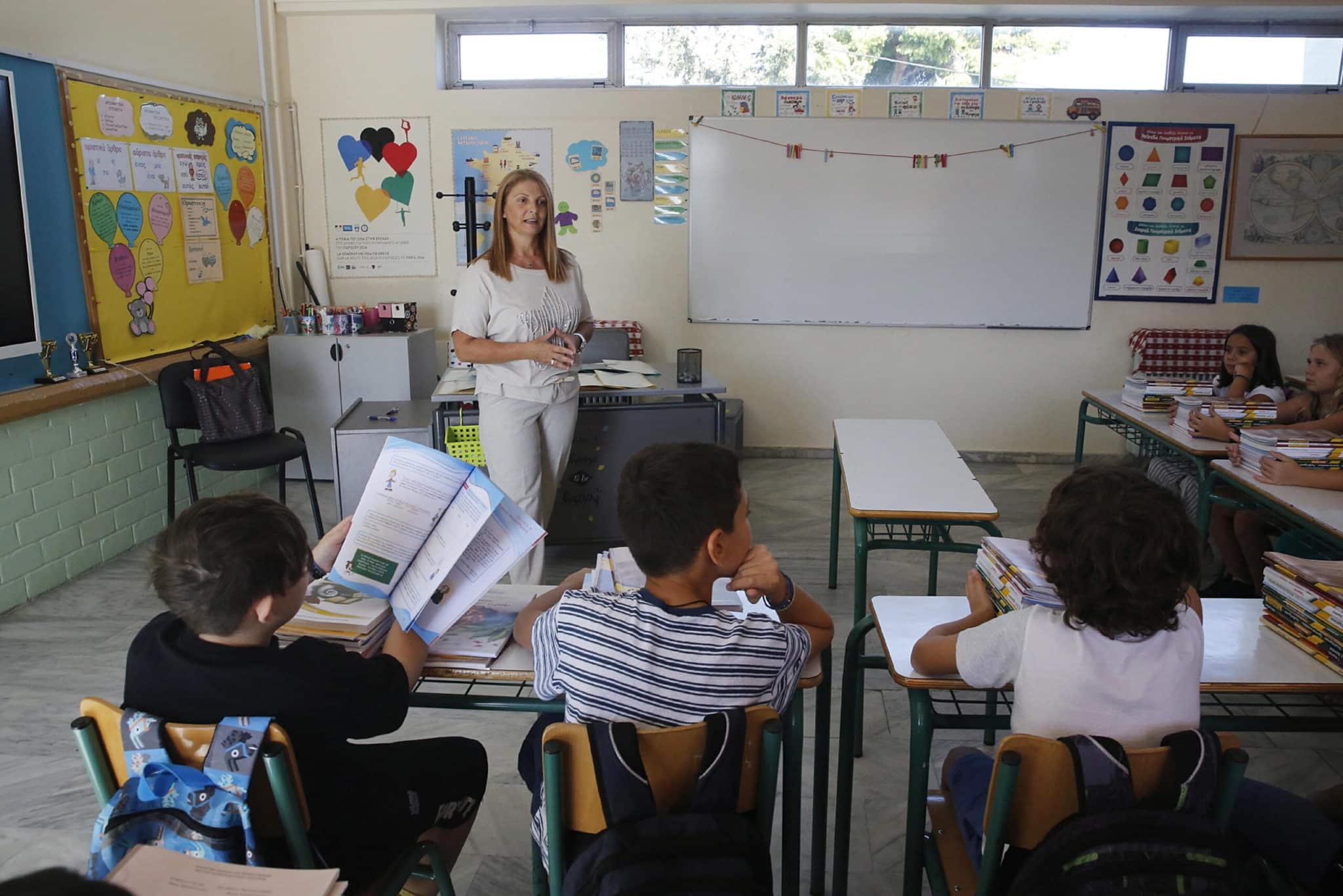 Scuola primaria, si torna ai giudizi sintetici. Dai dubbi pedagogici al cambio (troppo) repentino: la riforma che preoccupa gli esperti 1 GOLF 20240216185205762 f189e1dd5f6da946f6fb14bd4a2f8bcb scaled.jpeg