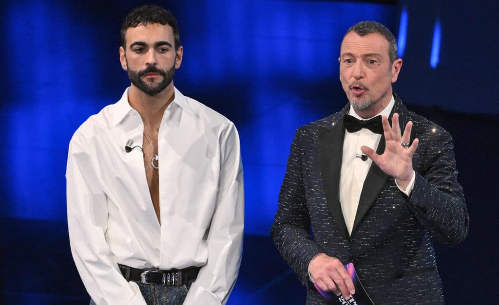 amadeus sanremo mengoni.jpg