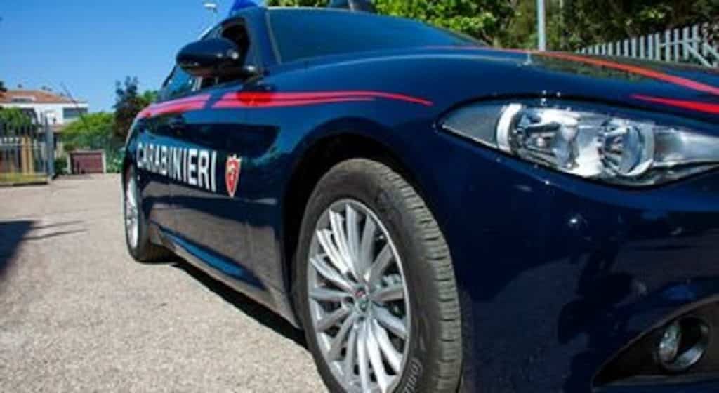 auto carabinieri.jpeg