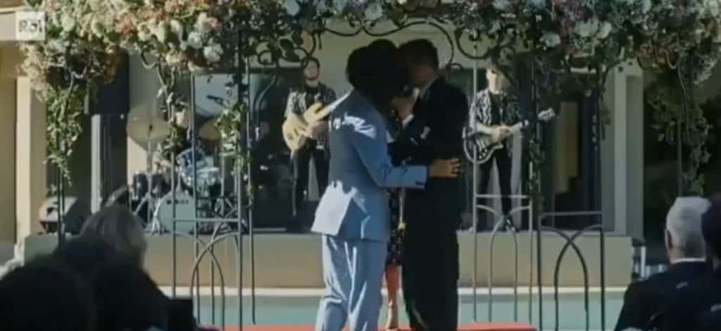 bacio gay censurato rai gloria.jpg