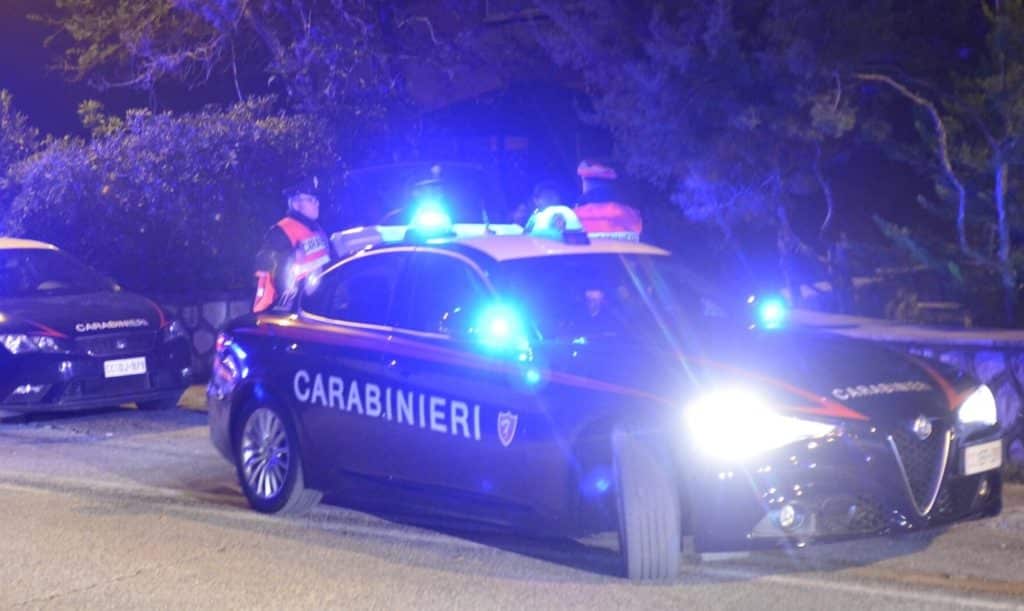 carabinieri auto.jpeg
