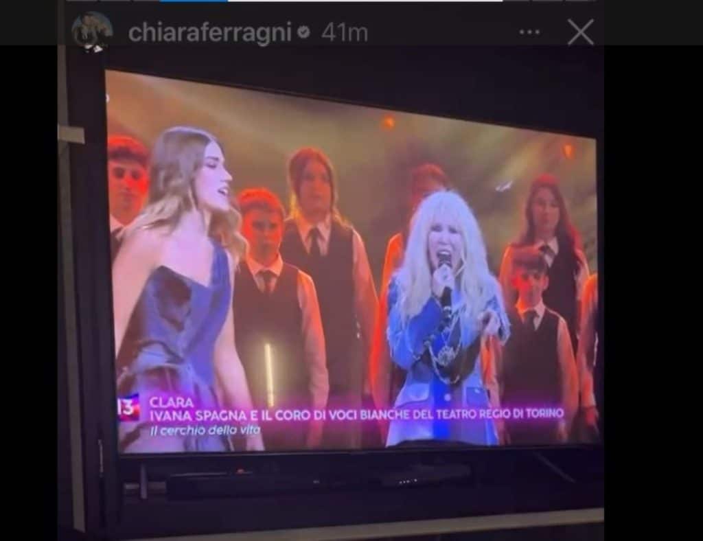 chiara ferragni clara.jpg