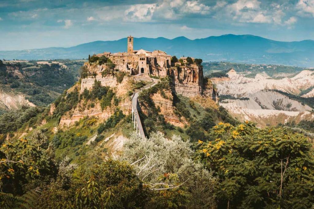 civita di bagnoregio.jpg