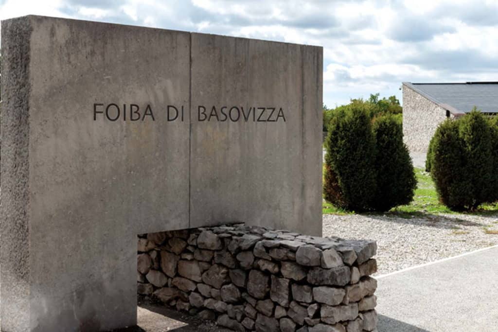 foiba basovizza.jpg