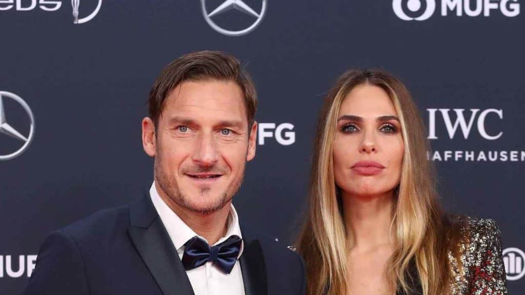 francesco totti ilary blasi antiriciclaggio.jpg