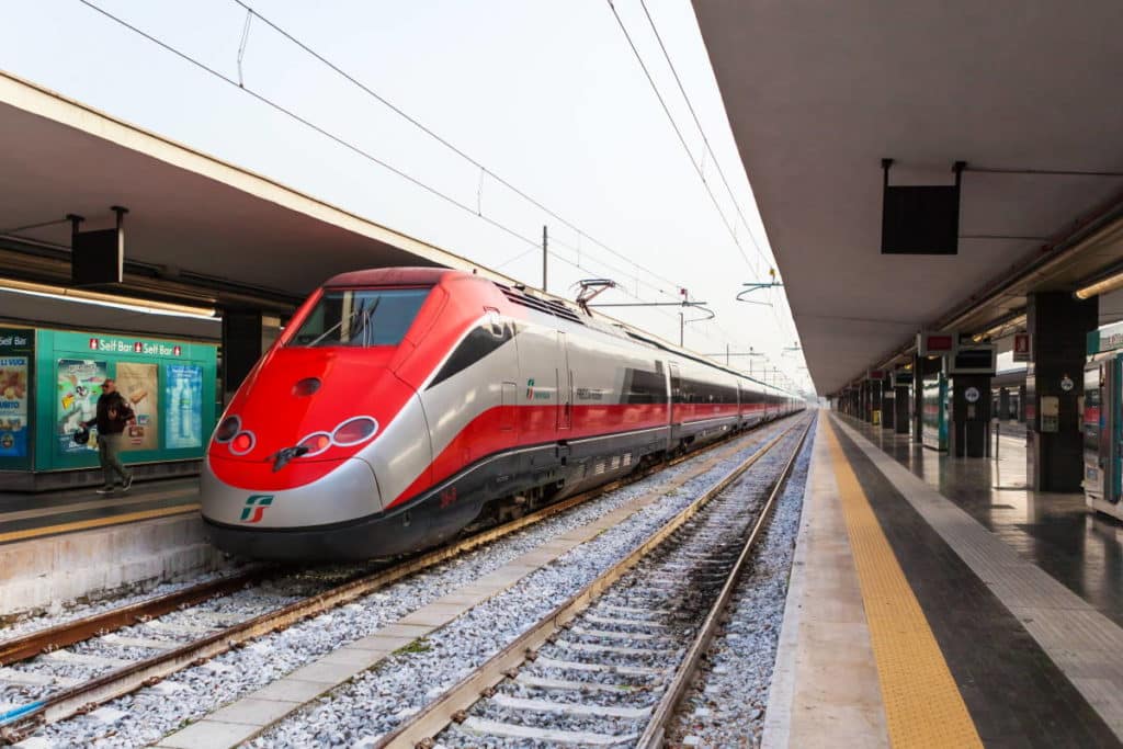 frecciarossa napoli.jpg