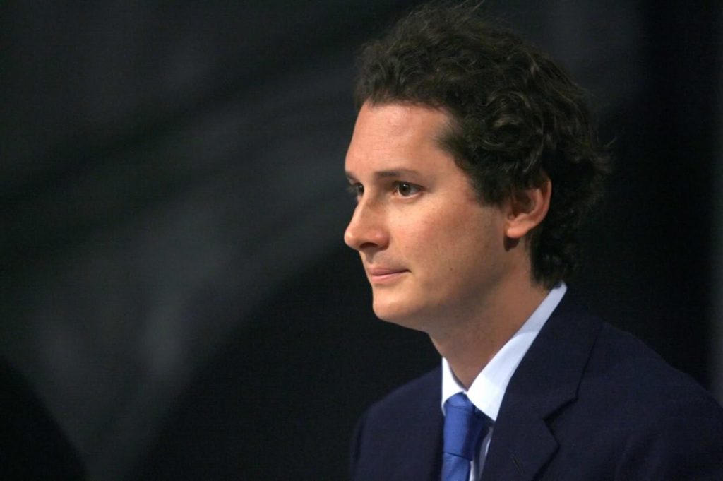 john elkann conti esteri mezzo miliardo.jpg