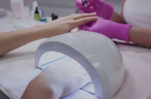 manicure 500x328.jpg