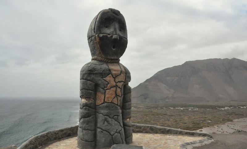 monument to the chinchorro culture m.jpg