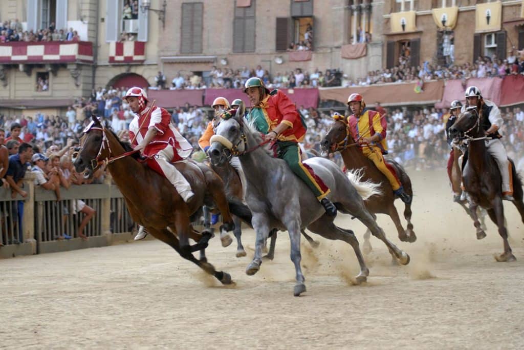 palio siena.jpg